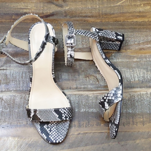 🆕🌿NINE WEST HEEL SANDALS🌿 - Picture 2 of 12